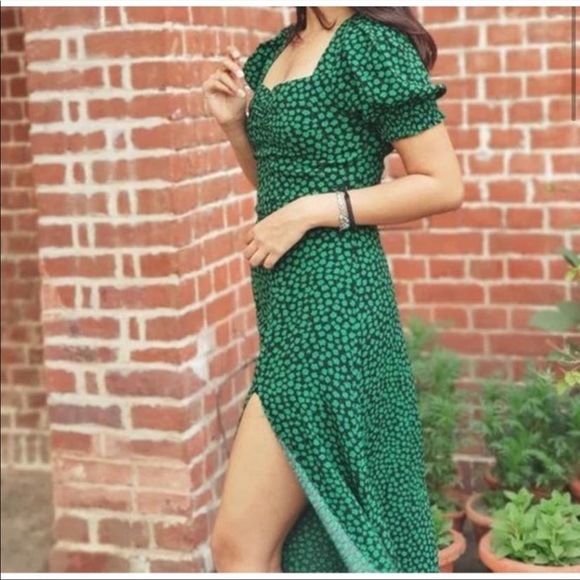 H&M puff sleeve viscose midi dress - Picture 3 of 5